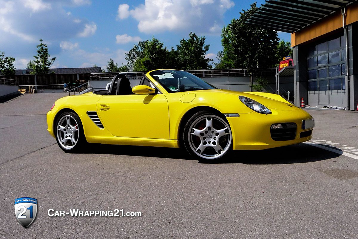 car wrapping-porsche-cabrio-gelb-blogger01